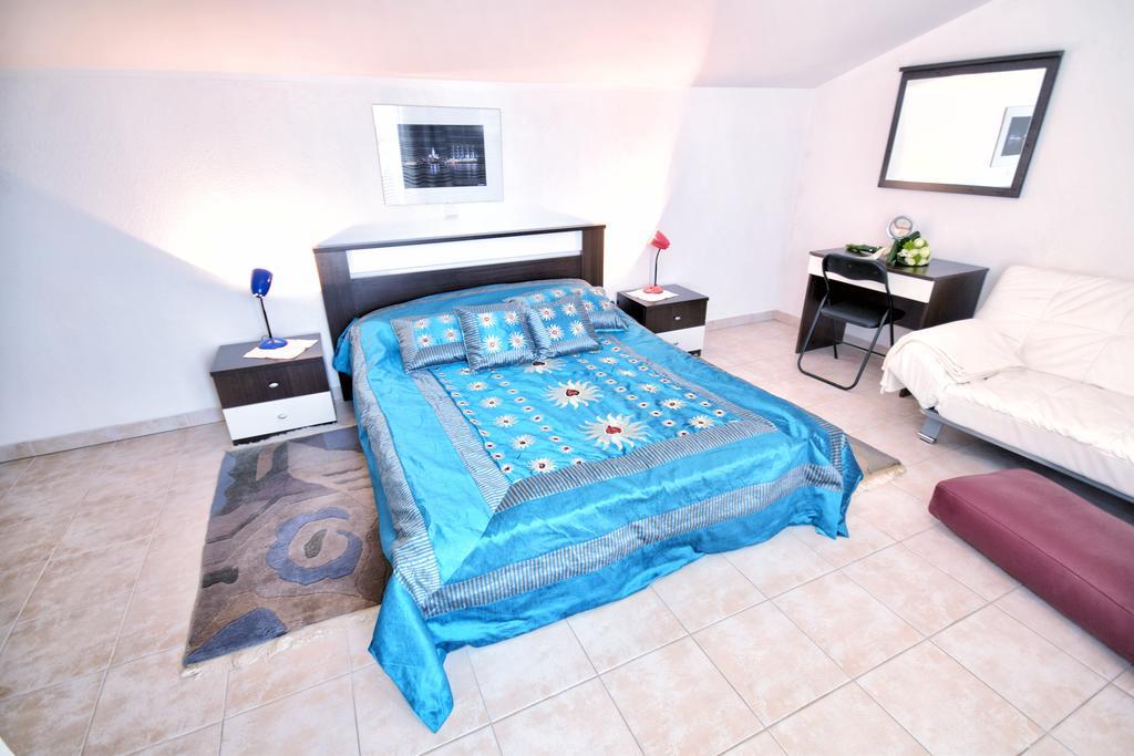 Apartments Link Rovinj Room photo